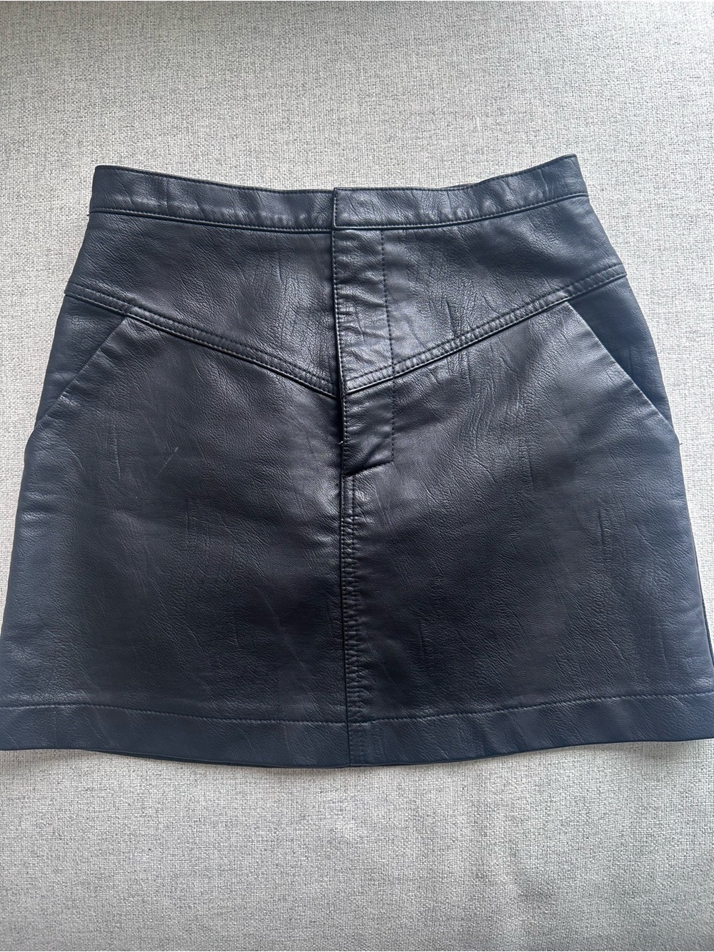 Saltwater Luxe Classic Black Faux Leather Mini Skirt Sz XS